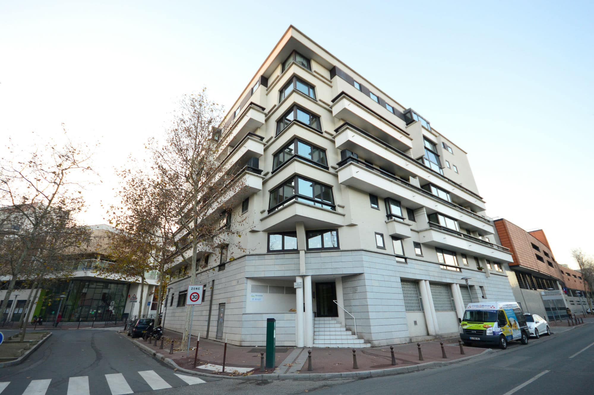 16 Rue De L'abbé Derry 92130 Issy-les-moulineaux Issy-les-Moulineaux | Seine Ouest Habitat et Patrimoine